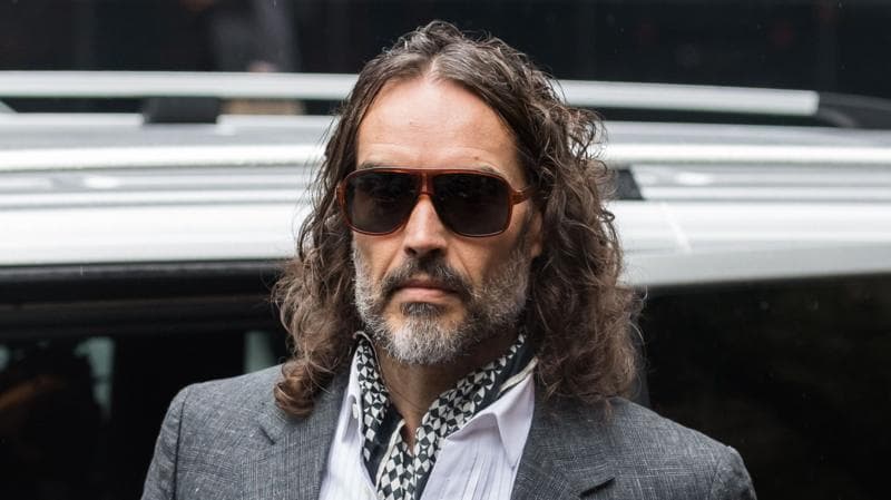 Russell Brand asked assistant for female fan phone numbers, court hears